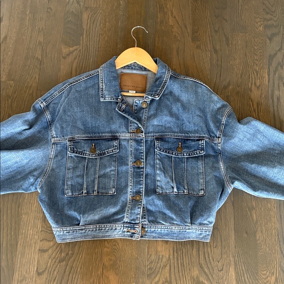 American Eagle Outfitters Jackets & Blazers - AE AMERICAN 🇺🇸 Eagle Vintage 90’s cropped  Denim Jeans Jacket
Women’s S M L